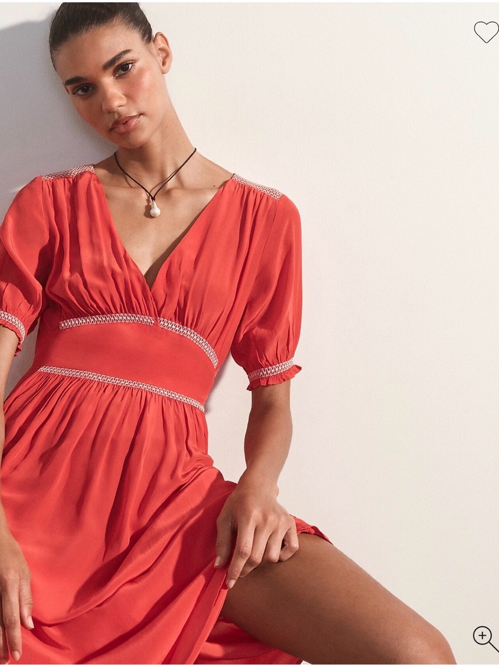 Vintage red V-Neck Midi Dress with Smocked Waist